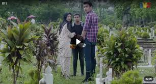 Selepas empat tahun, aisy kembali ke malaysia. Titian Takdir Episod 11 Myflm4u Myflm4u