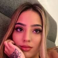 Diana Lilly's Instagram, Twitter & Facebook