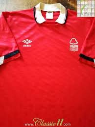Paul smith, julian bennett, lewis mcgugan, luke chambers and kelvin wilson model the new nottingham forest home kit for the 2008/09 championship season. Official Umbro Nottingham Forest Home Football Shirt From The 1988 89 Season Football Shirts Nottingham Forest Shirts
