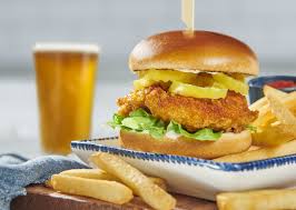 Gently smash the sandwiches to hold together and serve warm. Red Lobster Has A New Nashville Hot Chicken Sandwich