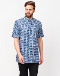 Mulai dari batik tulis, batik cap dan juga batik print. 35 Model Baju Batik Pria Kombinasi Modern Terbaru 2020 Bergaya
