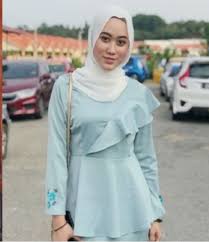 Berkenan dia terus ambil dia dgn cara yg baik which is directly kpd org tua dia. Gadis Cantik Menerima Ratusan Dm Dari Lelaki Yang Mahu Berkenalan Gara Gara Perkongsian Cari Jodoh Di Twitter