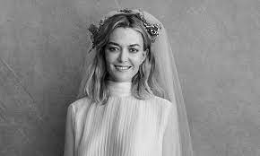 She knows i've always wanted to se. Daughter Of Billionaire Zara Founder Marries And You Will Love Her Very Unique Wedding Dress Hello