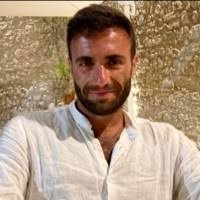 100+ "Grande" profiles