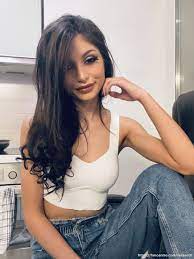 In the mood for a talky talk ? - Laila Sotti - Fancentro