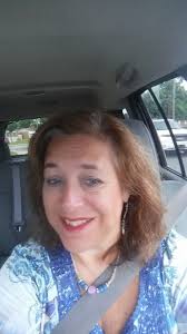 Ruby looking good in the ummm... aquired & re-colored clothes of Jaheira  after she & her dear inn retired early, butler & daddy is so pleased. :D