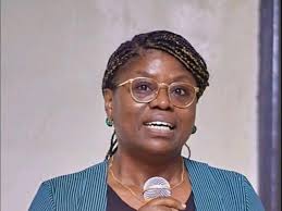 Littérature féminine ou féministe: mythe ou réalité?"