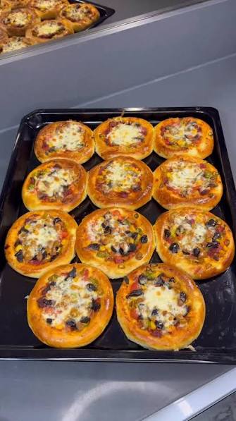 MEGA PİZZA