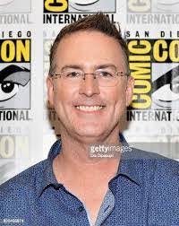 Roger Henze's Instagram, Twitter & Facebook