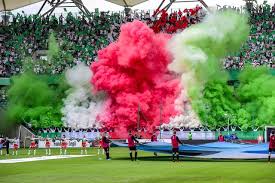 Supporting your club in the stadium? Ultras Today Page 2 Emotionen Respektieren Pyrotechnik Legalisieren