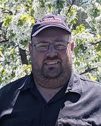 Noah Bittner's Instagram, Twitter & Facebook