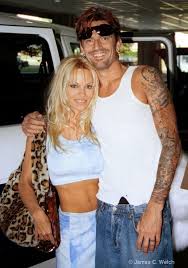 What is 'pam and tommy' about? Pin On Celebrities