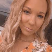 Emily Guy's Instagram, Twitter & Facebook