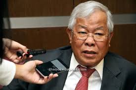 The chief minister of sarawak is the head of the executive branch of the state government in the state of sarawak, malaysia. Sarawak Teachers Urged To Help Chief Minister Realise English Language Aspiration