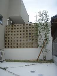 Hasilnya adalah tidur yang lebih nyenyak dan menghilangkan rasa malas setelah bangun tidur dan membuat kamu merasa lebih freshdan lebih bersemangat. 15 Inspirasi Desain Pagar Roster Yang Memberikan Tampilan Menarik