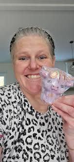 🎉 🎊 🎈🎉🎊🎈🎉🎊🎈🎉🎊🎈🎉 🆕👋🏻 2️⃣0️⃣2️⃣4️⃣, 👋🏻2️⃣0️⃣2️⃣5️⃣👋🏻🆕  🐾All That Paws 🐾 is offering balloon 🎈 shaped dog treats stamped with  2️⃣0️⃣2️⃣5️⃣ along with a few training treats for 💲2️⃣ a bag or 2️⃣