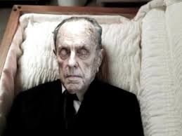 Cómo un macabro 'fake' de Fraga sirve a Facebook para decidir qué contenido  va a censurar