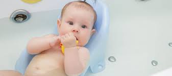 How to bathe a baby with umbilical cord? The Best Baby Bath Seat July 2021
