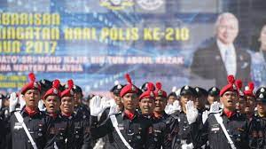 Ema bagi sambutan hari polis tahun ini adalah 'polis dan masyarakat berpisah tiada'. Reaksi Ucapan Anggota Pdrm Sempena Hari Polis Ke 210 Tahun 2017 Youtube