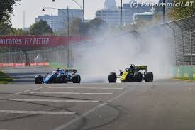 Les Pilotes Williams Ont Termine Loin De La Concurrence Et Robert Kubica A Casse Son Aileron Avant Au Depart A Melb Robert Kubica Romain Grosjean Voiture Neuve