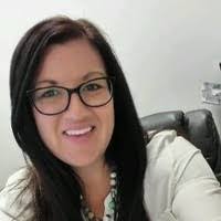 Kari Corbin's Instagram, Twitter & Facebook