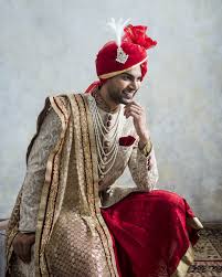 Pin By Bau Castle On Everyone S Invited Groom Dress Men Hindu Wedding Photos Indian Wedding Couple