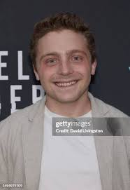 44 Jake Simons Photos & High Res Pictures