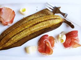 Decouvrez Notre Recette Facile Et Rapide De Banane Plantain Au Four Au Beurre Sale Et Charcuter Banane Plantain Au Four Banane Plantain Recette Banane Plantain
