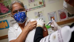 En cdmx, inicia próxima semana vacunación anticovid de personas de 50 años en 4 alcaldías; Vacuna Covid 19 En Estas Escuelas De Cdmx Aplicaran Las Vacunas Contra Coronavirus A Adultos Mayores Coronavirus