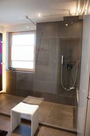 Eine duschwand aus glas für ihr badezimmer. Pin Von Dan Gibson Auf Badezimmer Dusche Fenster Dusche Walk In Dusche