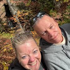 Inquiring minds would like to know. What bars have a shuffle board  table?????