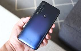 Motorola Moto G8 Plus é bom? Vale a ...