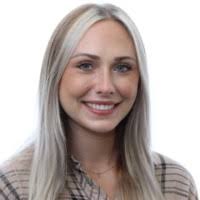 Shelby Hutchison's Instagram, Twitter & Facebook