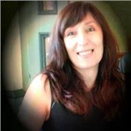 Que le ocurre a la gráfica de la parábola normal cuando la ecuación es  multiplicada por dos?