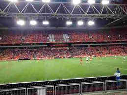 Online luisteren naar de meest populaire nationale en regionale radiozenders, meer dan 300 belgische radiozenders. Voetbal Oefeninterland Nederland Belgie Live Op Radio En Tv