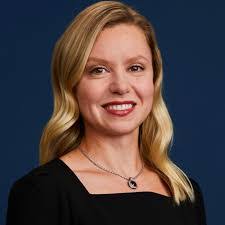 Ellie Ivanova's Instagram, Twitter & Facebook