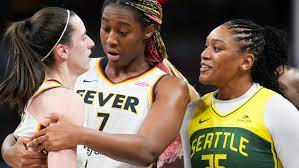 Caitlin Clark, Indiana Fever keep fighting through rocky start