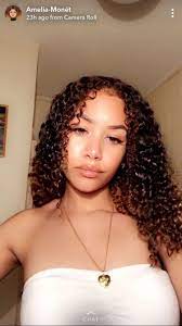 Cute and adorable curly hairstyle is famous because of some fashionable evergreen hairstyles. Pinterest Bbyy Mandi Ig Mandiibabyy Curly Hair Styles Curly Hair Styles Naturally Hair Styles