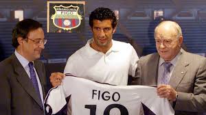 Fc internazionale* nov 4, 1972 in almada, portugal. Barcelona Fan Group Request Removal Of Figo Plaque At Camp Nou As Com