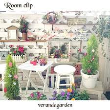 100均etc ベランダをおしゃれにdiy 簡単にできる方法をご紹介 folk ベランダ ベランダガーデン 庭 デザイン 和モダン