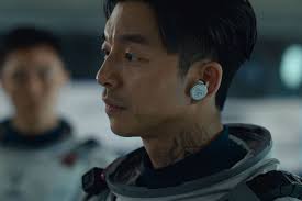 Gong Yoo's Neck Tattoo in Netflix Sci-Fi 'The Silent Sea'