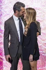 Sì, perché credo sia importante restare nel loop. Luca Argentero E Cristina Marino Lo Sfogo Per Le Foto Della Figlia Sui Giornali