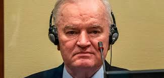 Anwalt fordert Freilassung von Kriegsverbrecher Ratko Mladic – „Nähert sich Ende seines Lebens“