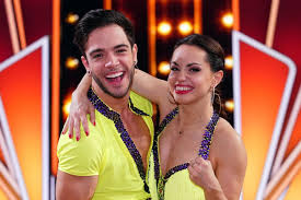 Let's dance for comic relief ended on a high last night, soaring over 7m viewers for its grand finale, early viewing figures indicate. Let S Dance Das Grosse Finale Die Drei Finalisten Im Check Gala De