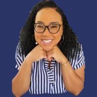 Kendra Haywood's Instagram, Twitter & Facebook