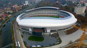 David vida a strâns, în 34 de partide, medii de 18 minute, 5.1 puncte, 2.8 recuperări și 1.1 asisturi, cu 43% la aruncările de la mare distanță. Cluj Arena English Cluj Com