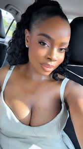 KAROMZ SIGNATURE/makeup artist in Lagos