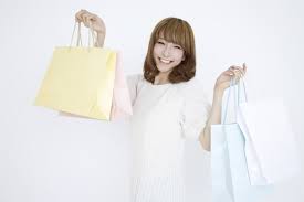 一緒にいたら貧乏まっしぐら 金遣いが荒い人の特徴8選 マイナビウーマン