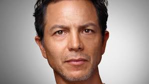Loot — Benjamin Bratt Guest Stars as Himself