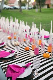 Outdoor halloween decorations choose from our wide selection of outdoor halloween decorations , including inflatable halloween decorations, halloween lights , outdoor pumpkin decorations and more. 50 Outdoor Halloween Decorations Porch Decorating Ideas For Halloween
